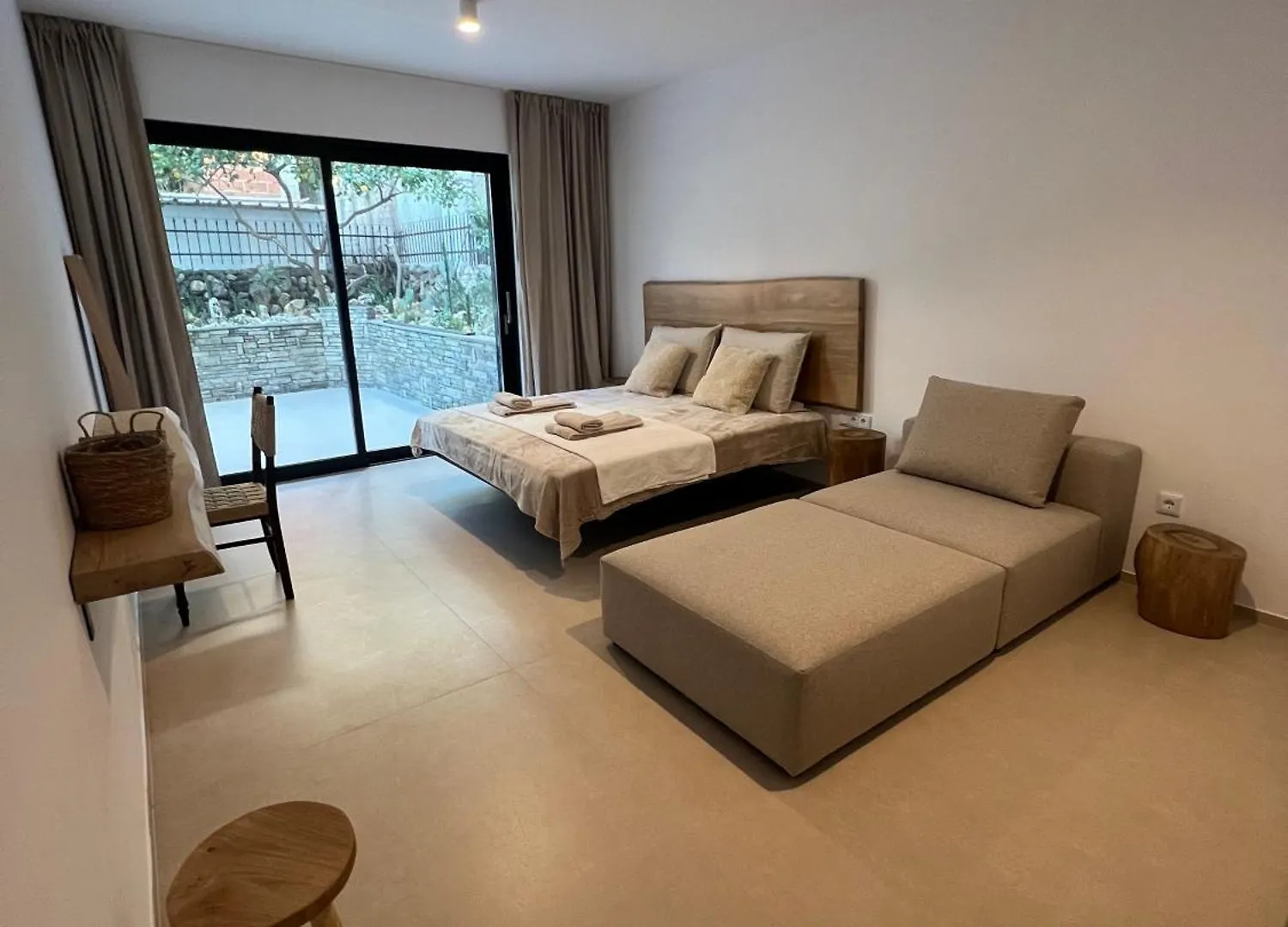 Apartments-M4 Neos Marmaras Greece